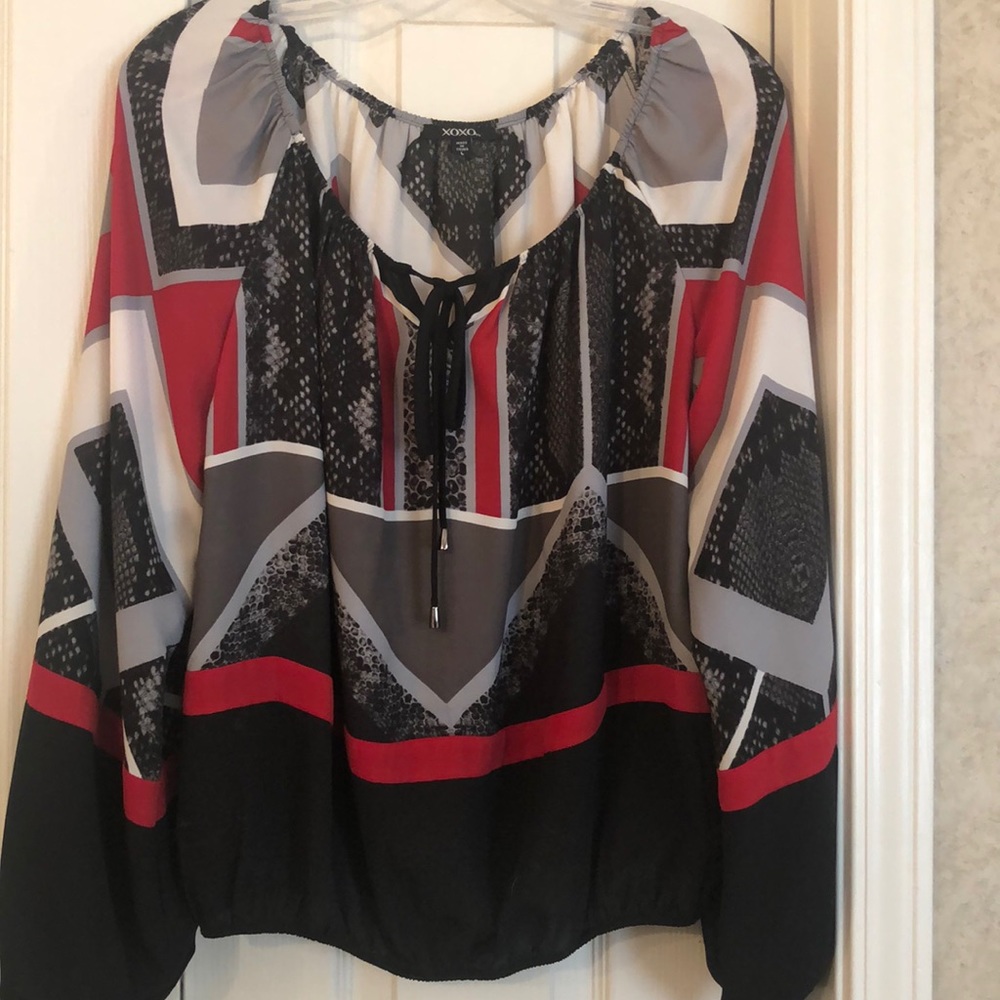 Geo Design Top